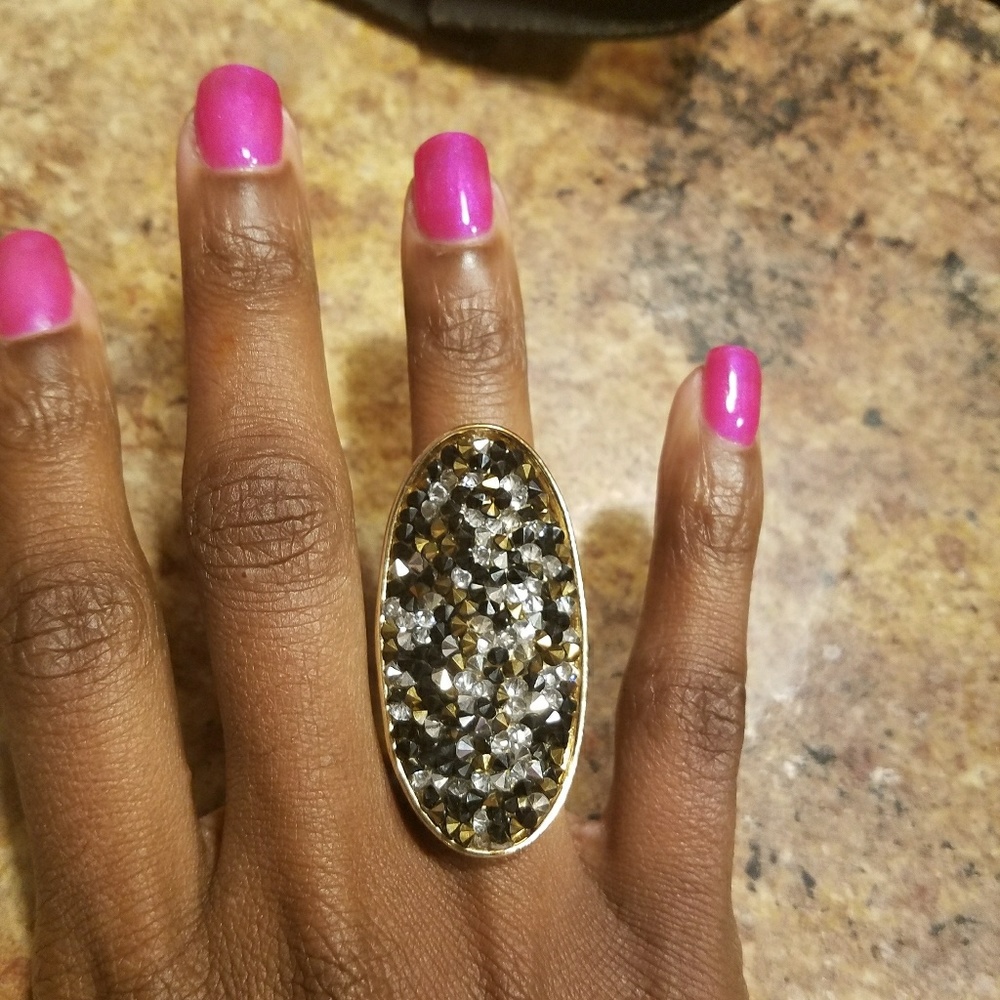 Beautiful full finger ring